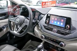 نيسان ألتيما